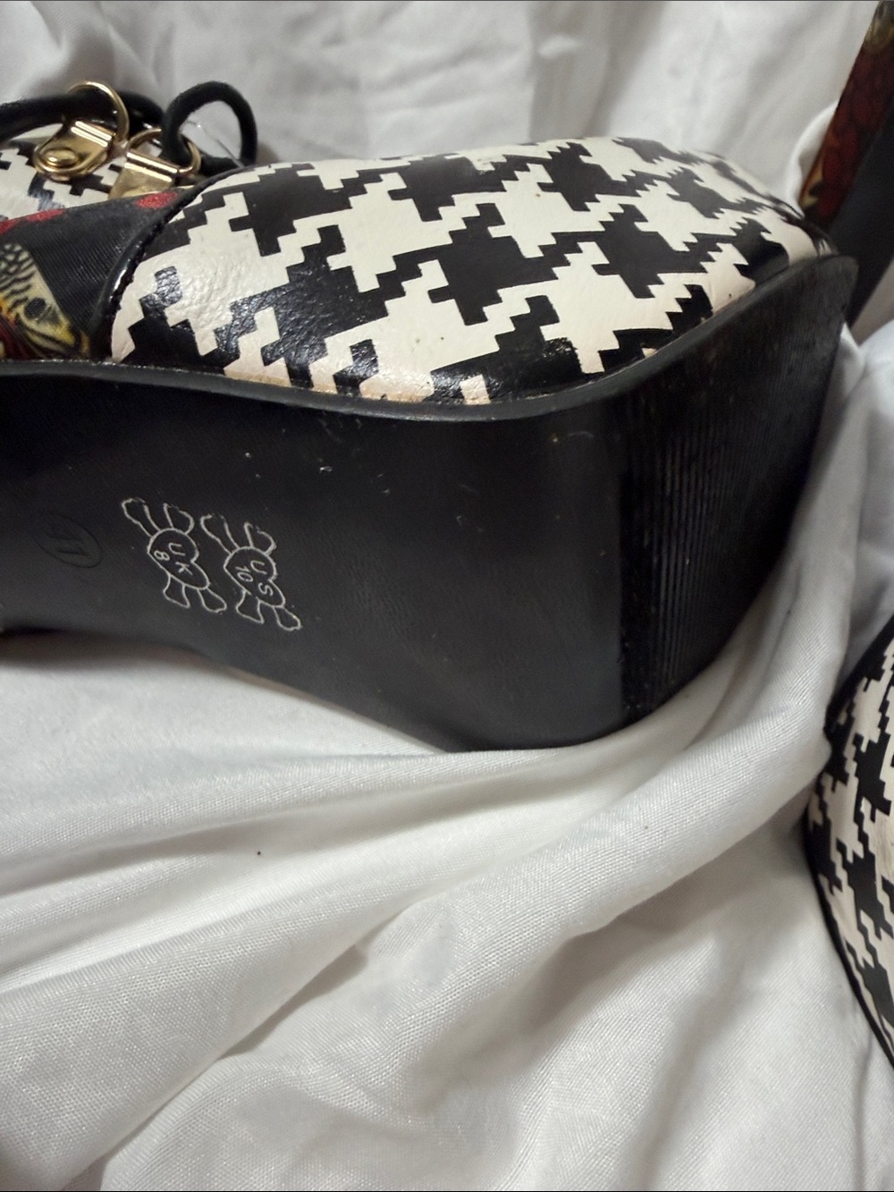 JustFab Black & White Houndstooth Platform Heels with Red Floral Detail - Picture 6 of 7